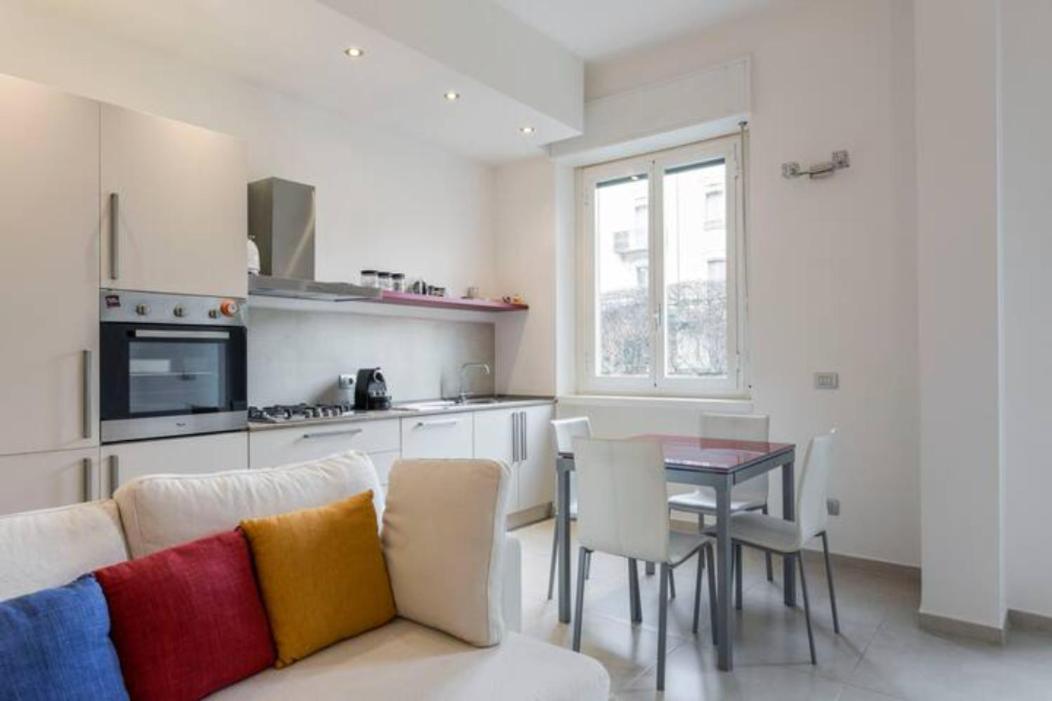 Loreto & Stazione Centrale Cozy Apartment Milán Exterior foto