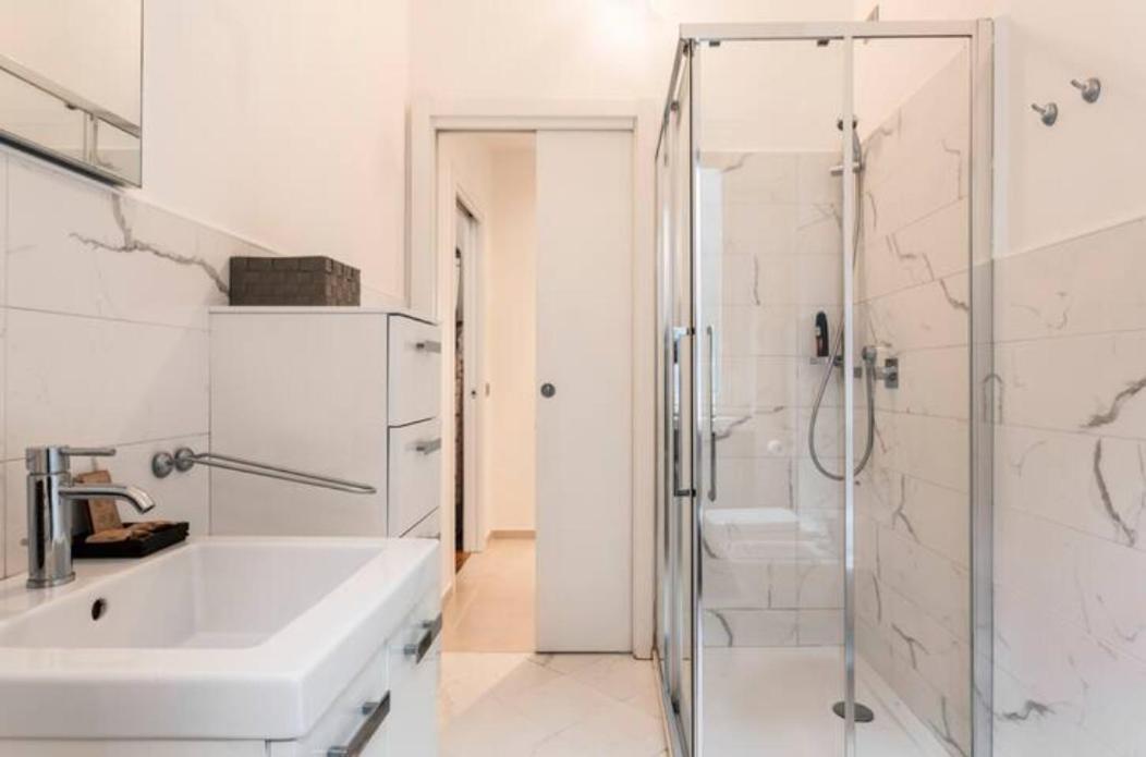 Loreto & Stazione Centrale Cozy Apartment Milán Exterior foto